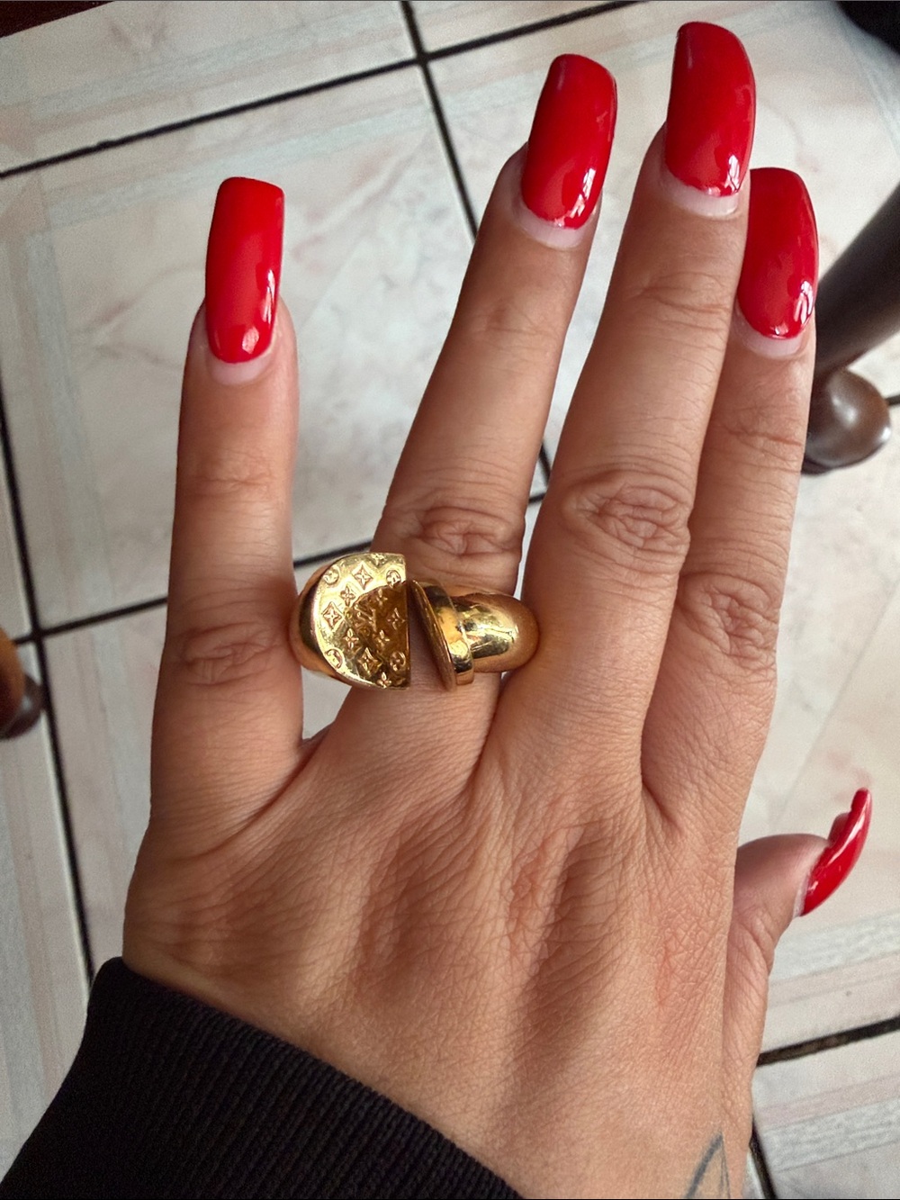 Louis Vuitton Gold Split Coin Ring